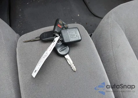 2006 Ford Taurus Se z USA, uszkodzony, nr VIN 1FAFP53U26A208925